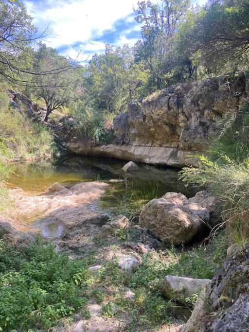 Gite A La Ferme Avec Jacuzzi Et Sauna Villefloure Exteriér fotografie