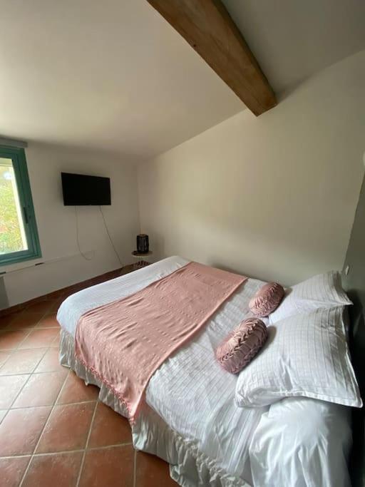 Gite A La Ferme Avec Jacuzzi Et Sauna Villefloure Exteriér fotografie