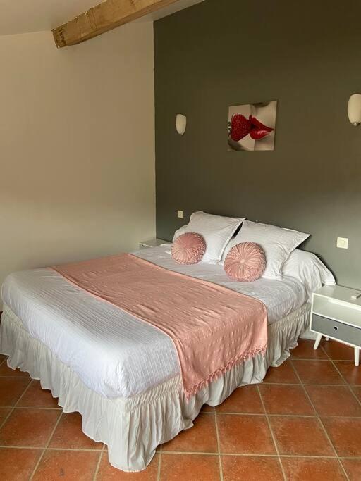 Gite A La Ferme Avec Jacuzzi Et Sauna Villefloure Exteriér fotografie