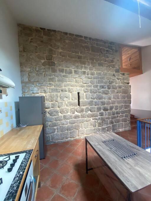 Gite A La Ferme Avec Jacuzzi Et Sauna Villefloure Exteriér fotografie