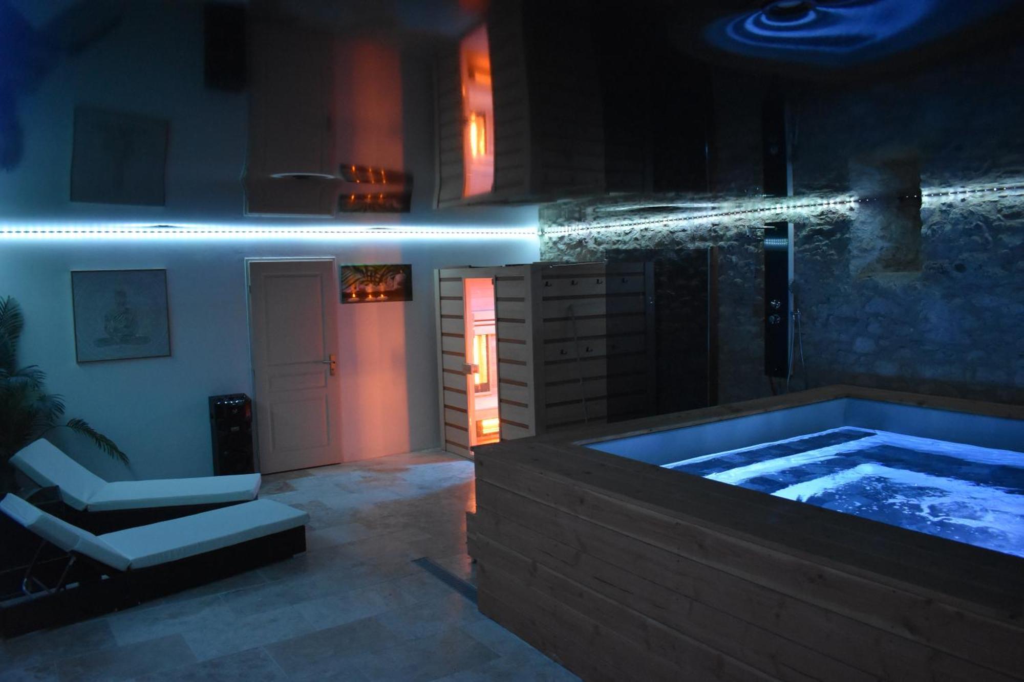 Gite A La Ferme Avec Jacuzzi Et Sauna Villefloure Exteriér fotografie