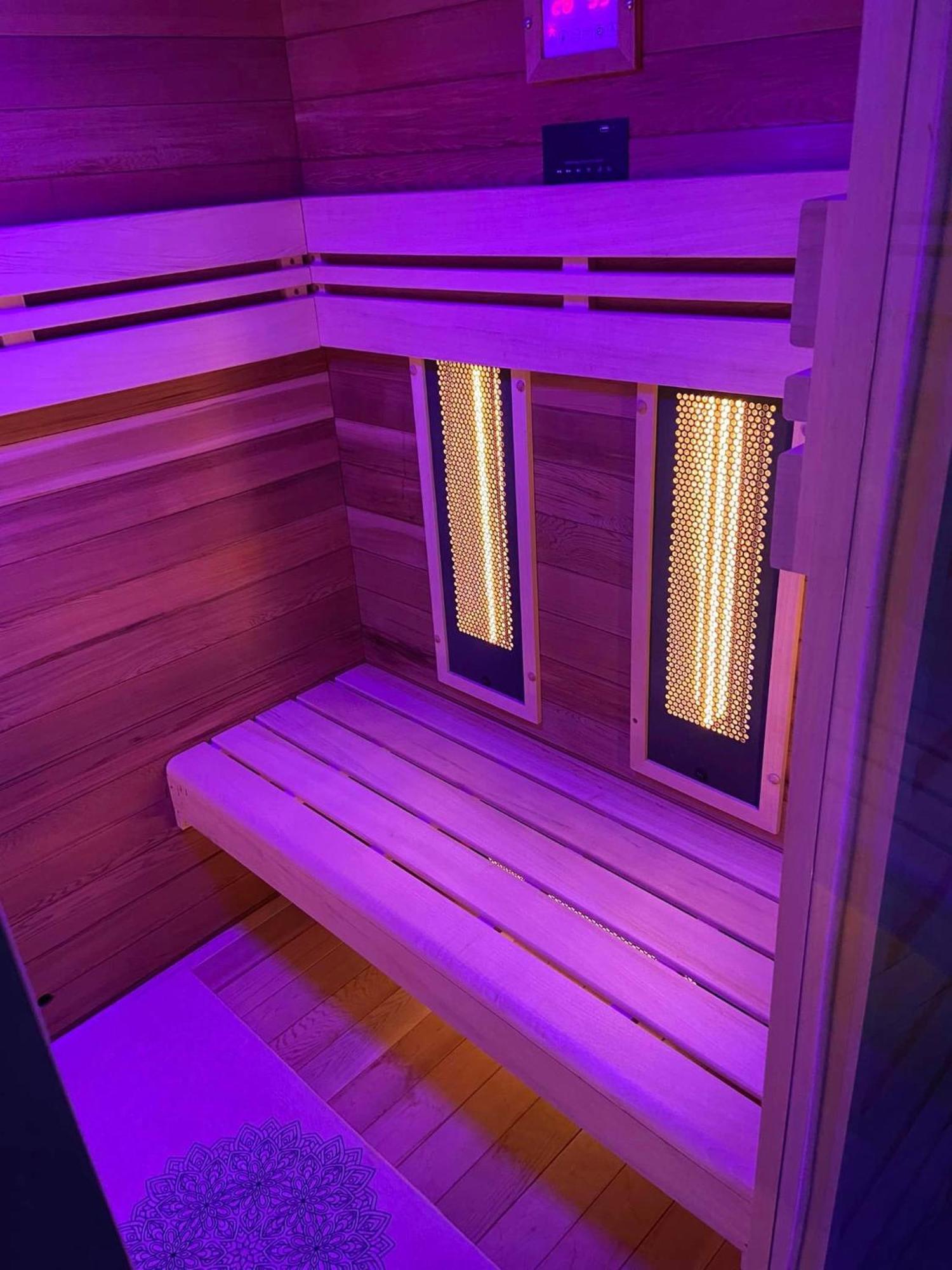 Gite A La Ferme Avec Jacuzzi Et Sauna Villefloure Exteriér fotografie